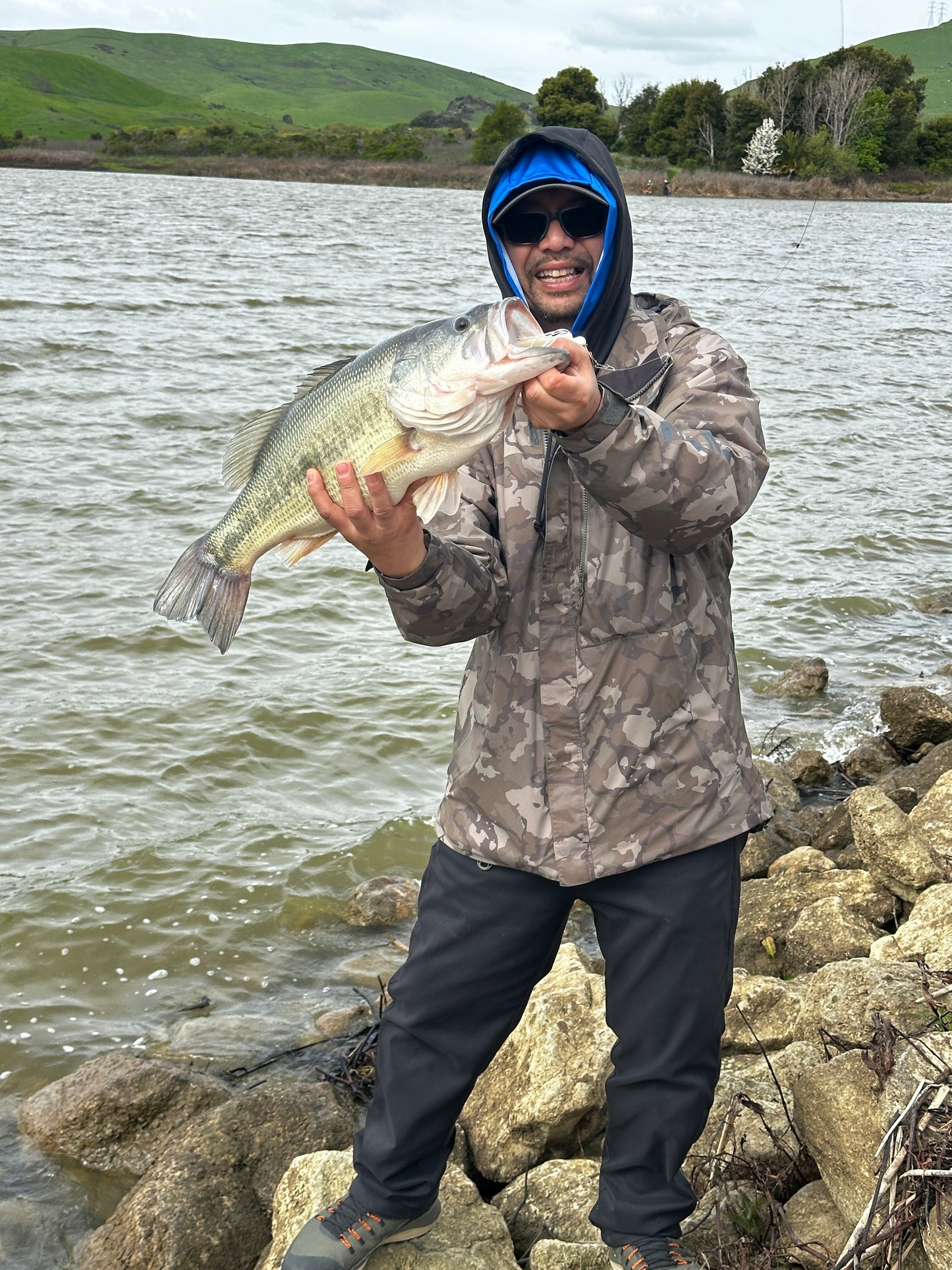 MEKENI'S JROC415-SP Swimbait Bone Glow Various Styles and Sizes Please choose!